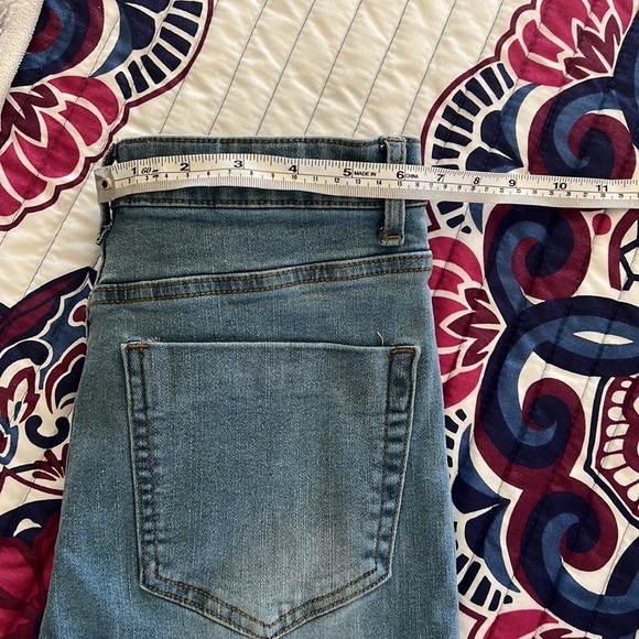 COPY - SHEIN Like New worn once high rise flare jeans - Picture 5 of 7